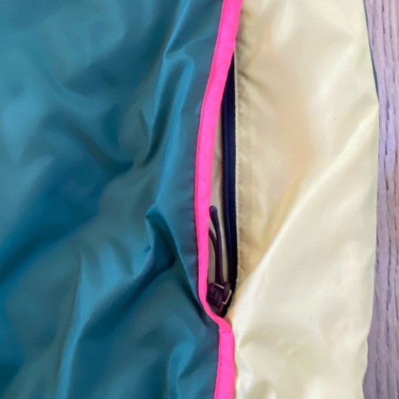 Cotopaxi + TEVA Teca Calida Hooded Jacket, size Small - Picture 5 of 8